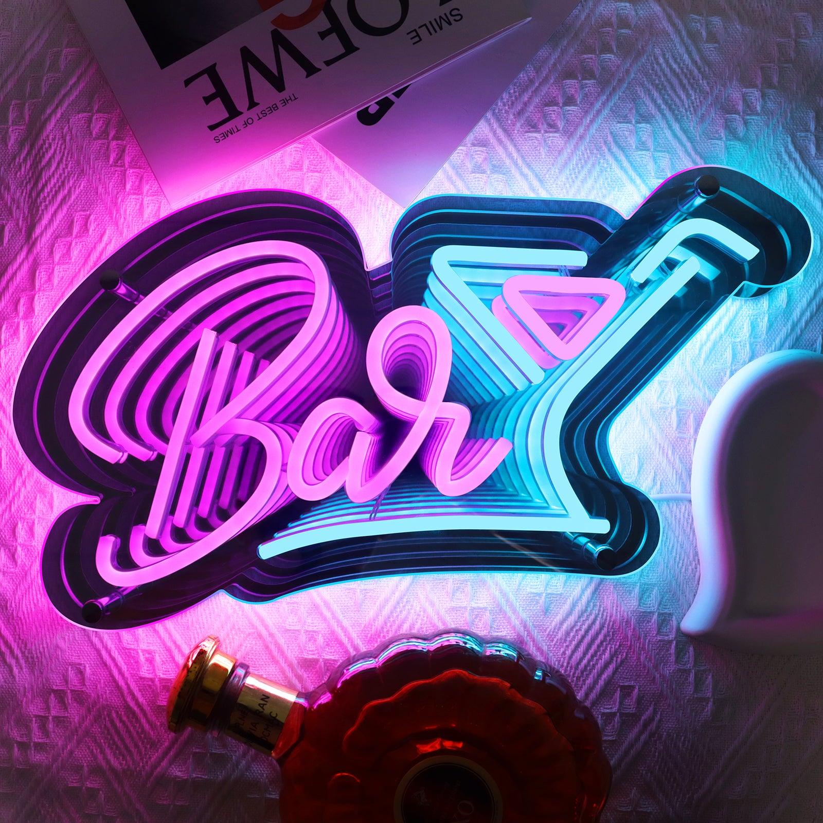 Panneau LED pour bar – 15 × 9,2 pouces | Éclat multicolore | Alimentation USB | Suspension | Idéal pour bar, pub, salon, discothèque et éclairage d'ambiance de fête
