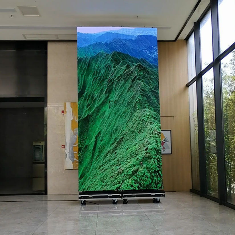Affiche LED pliable et relevable série EP-M | Kit d'affichage intérieur 1 x 4 m | P3,9 mm | Télécommande et valise à roulettes