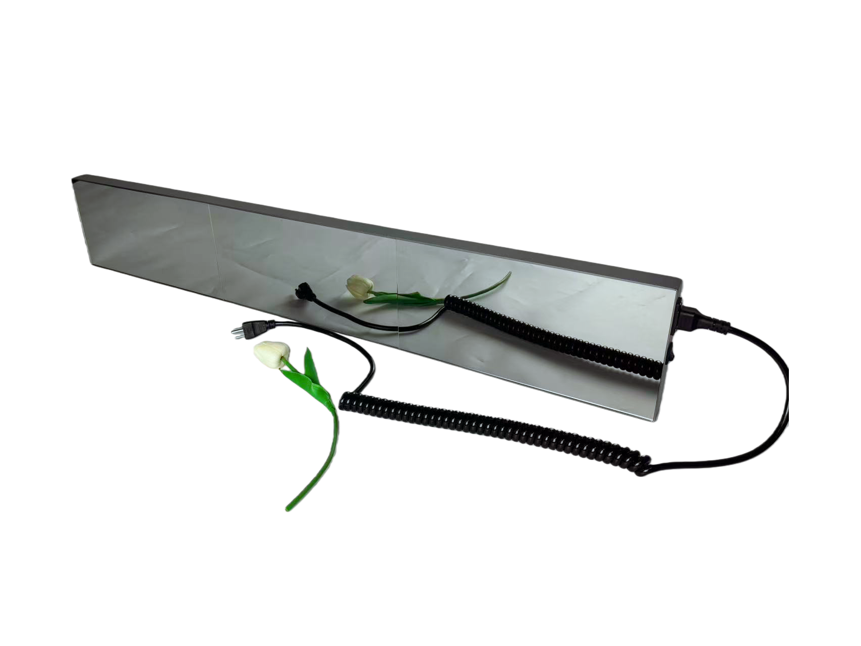 Présentoir LED sans cadre série FL – P1.86 · 160 × 960 mm | Écran LED finition miroir, s'intégrant parfaitement à la décoration moderne de votre magasin.