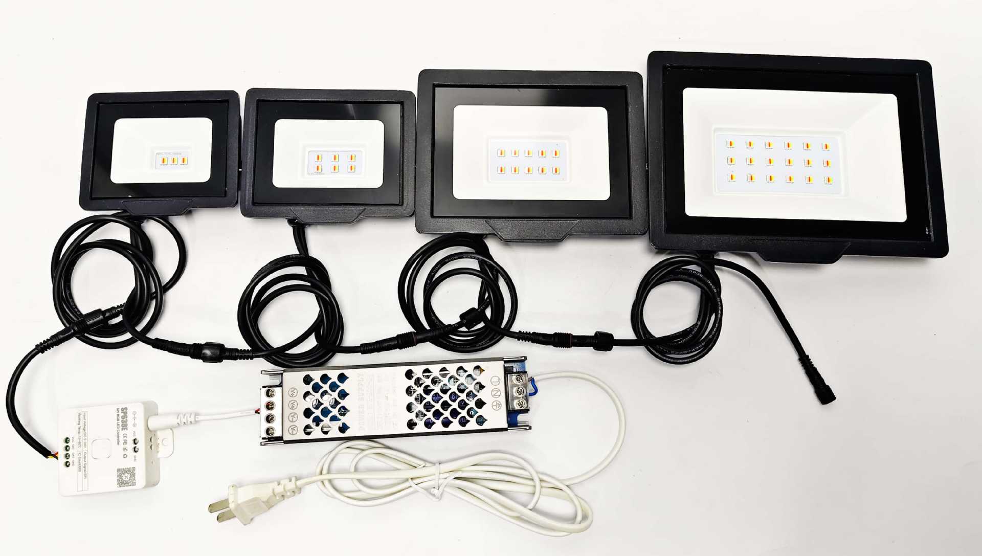 FL-IC Series SPI WS2811 RGBIC Addressable LED Flood Light – 10W - 50W | 24V DC | IP66 Waterproof Outdoor Landscape Light with Aluminum Housing & Tempered Glass | For Stage, Wall Wash & Architectural Lighting | Hardwired Connection (No Plug) | 2 / 10-Pack