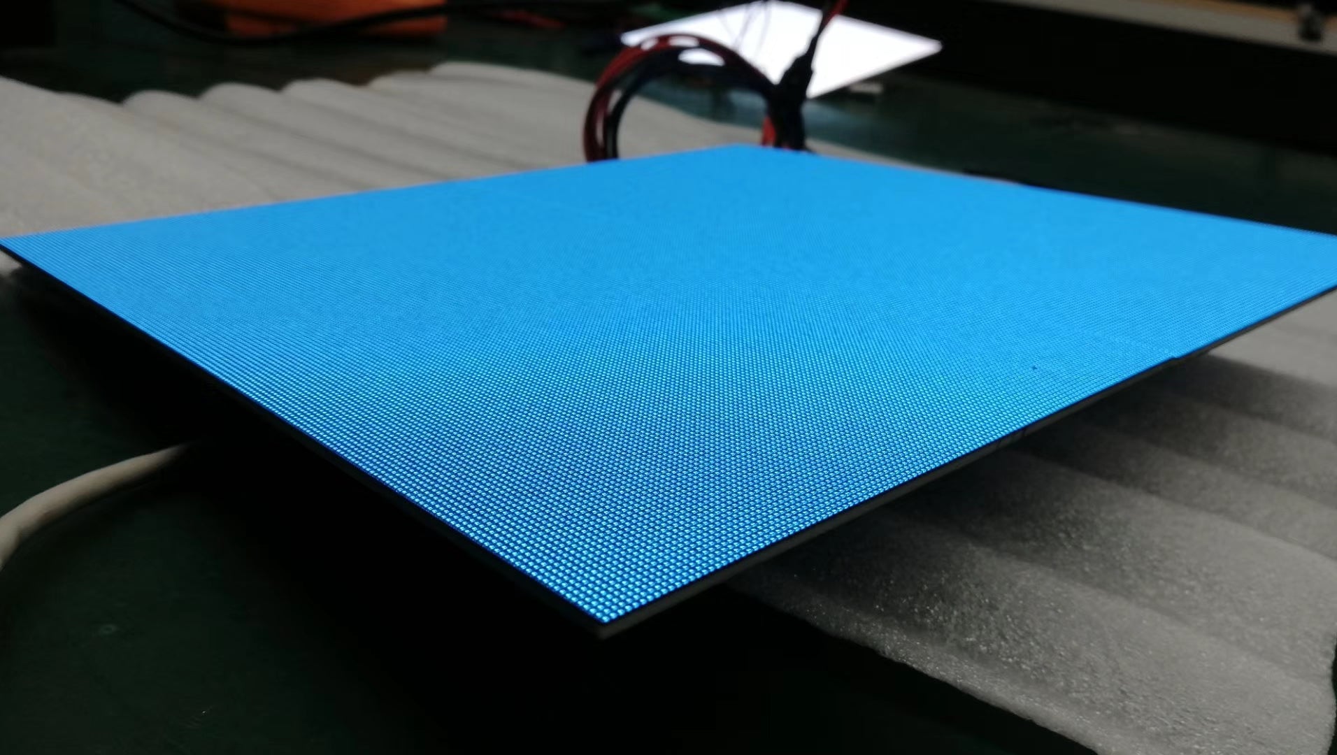 ID-G Series – P2.0 GOB Indoor LED Display Module | 320×160mm | 12,800 Pixels RGB Tile | Anti-Collision High-Res Panel