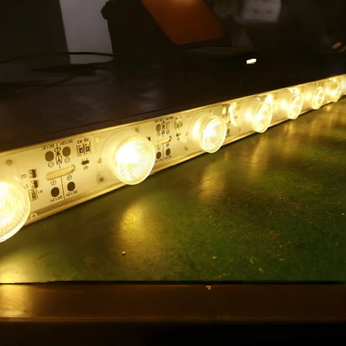 12 VDC, nicht wasserdicht, SMD5050-30-IR, Infrarot (850 nm/940 nm), linearer starrer LED-Streifen, 30 LEDs, 7,2 W pro Stück, LED-Lichtleiste