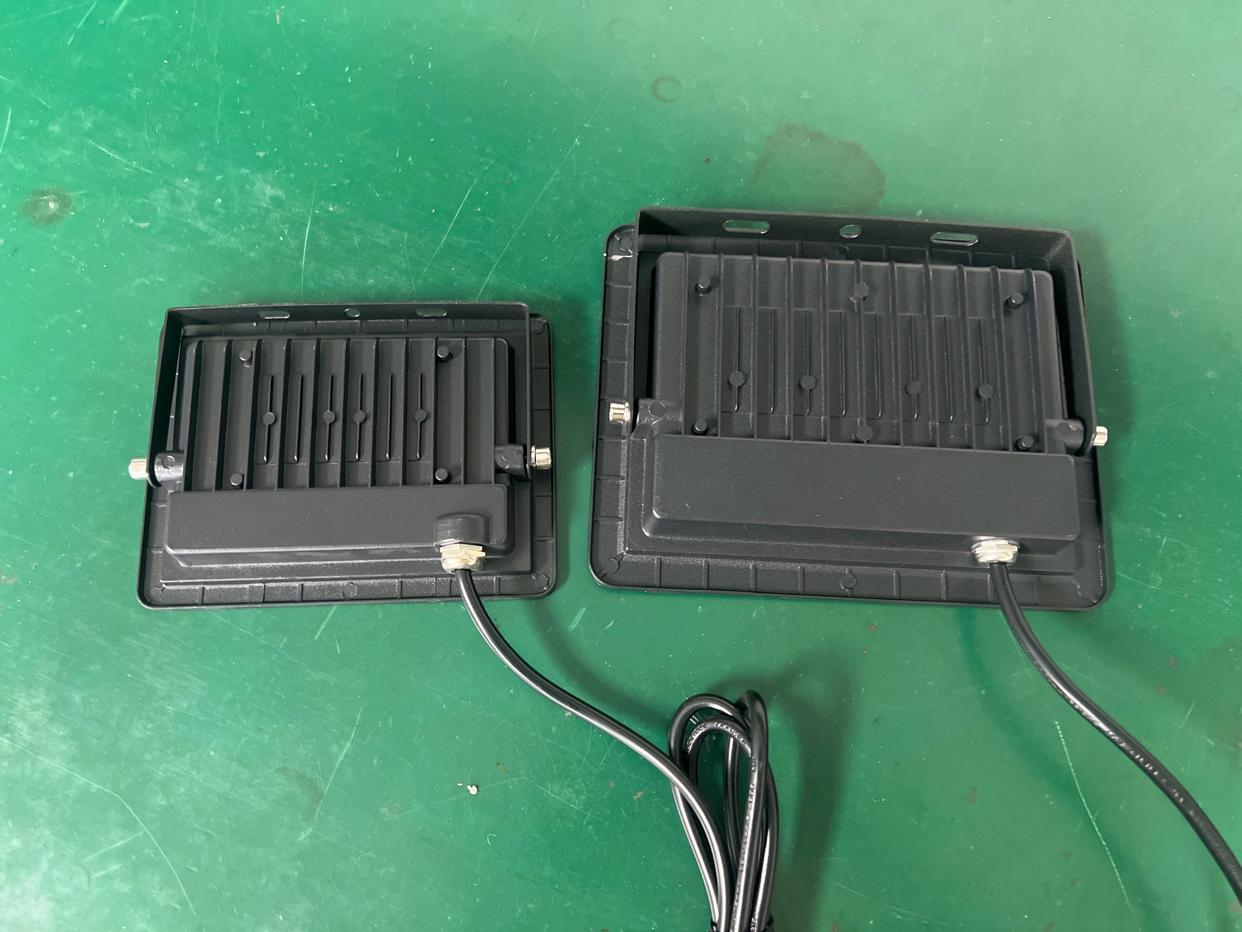 2 Pack Black Lights - 30W 395-400 nm AC85-265V Upgraded LED Flood Light with Switch, Waterproof IP66 for Glow Party, Stage Lighting, Aquarium, Glow in The Dark, Body Paint, Fluorescent Poster, Neon Glow