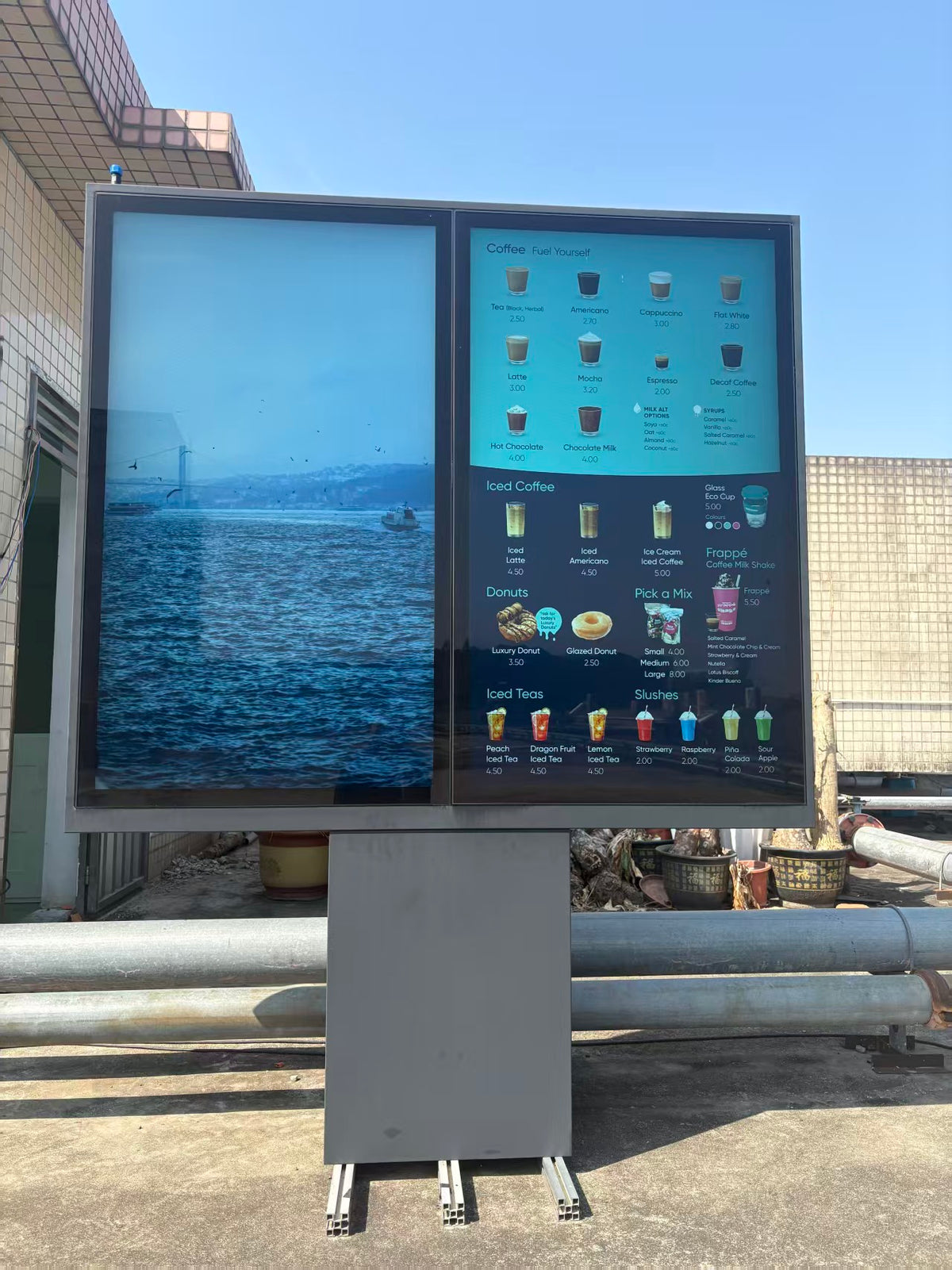 2500-Nit IP66 Outdoor Dual-Screen LCD Digital Signage | 43", 49" & 55" | Optical Bonding | Floor-Standing | Optional Touchscreen