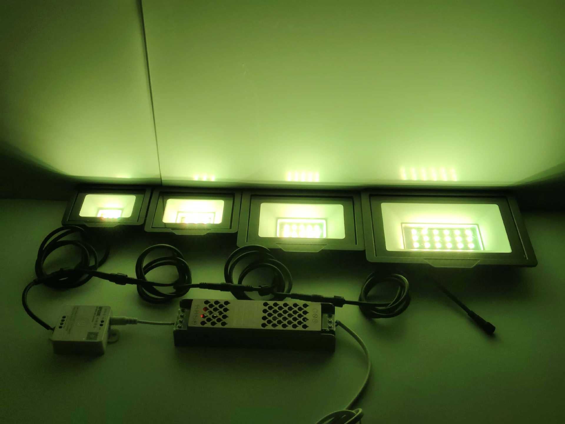 FL-IC Series SPI WS2811 RGBIC Addressable LED Flood Light – 10W - 50W | 24V DC | IP66 Waterproof Outdoor Landscape Light with Aluminum Housing & Tempered Glass | For Stage, Wall Wash & Architectural Lighting | Hardwired Connection (No Plug) | 2 / 10-Pack