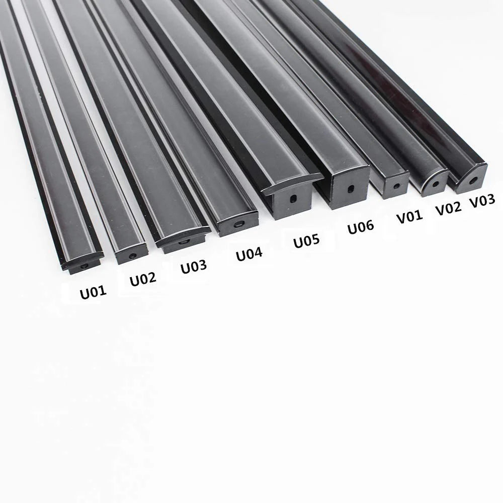 Profilés LED en aluminium en forme de V – Convient aux bandes LED de 1 à 10 mm | 1 mètre | Argenté / Noir | Blanc laiteux / Noir | Avec accessoires d'installation | Paquets de 5 / 6 / 10 / 12 / 20 | Stock local États-Unis/Royaume-Uni