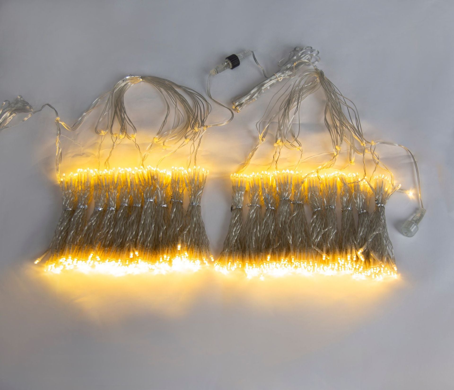 Lot de 2 guirlandes lumineuses à 300 LED, 3 x 3 m, 8 modes d'éclairage, certifiées IP44, étanches, pour Noël, fête, mariage, décoration murale extérieure et intérieure